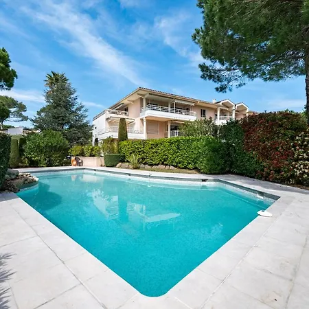 Cocoon Drive - Climatise Avec Piscine Partagee * Saint-Raphael (Var)
